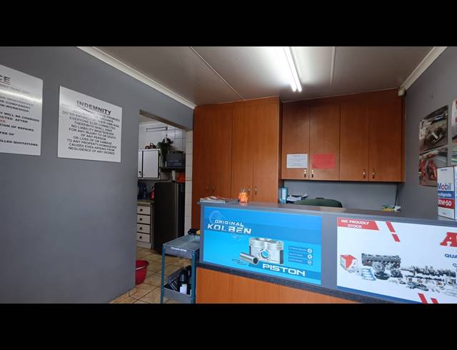 142M² BUSINESS FOR SALE IN VANDERBIJLPARK CE 6
